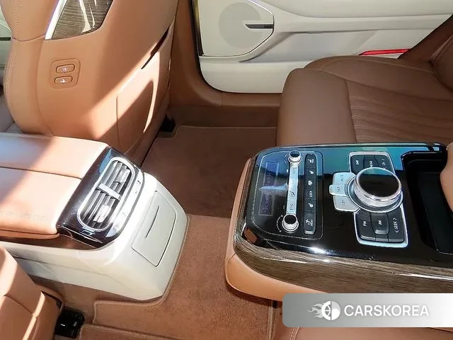 Genesis G90 id 3582570 из Кореи 8