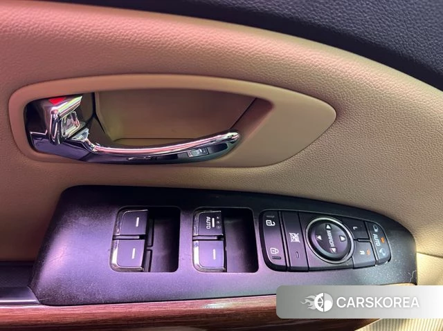 Kia All New Carnival id 4626523 из Кореи 8
