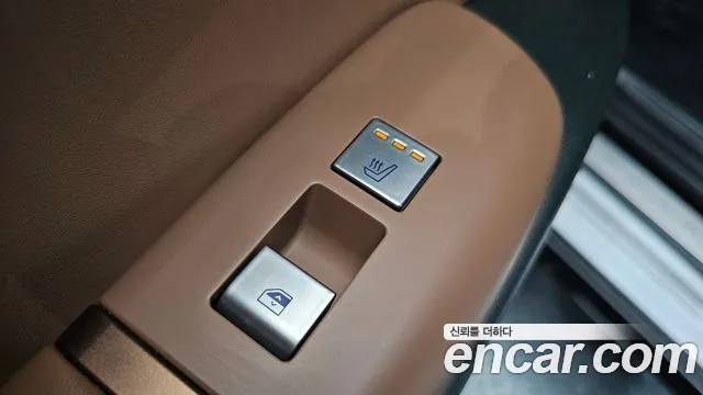 Hyundai Grandeur (GN7) id 2852996 из Кореи 8