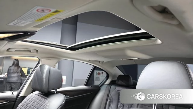 BMW 5 Series (G30) id 3861679 из Кореи 8