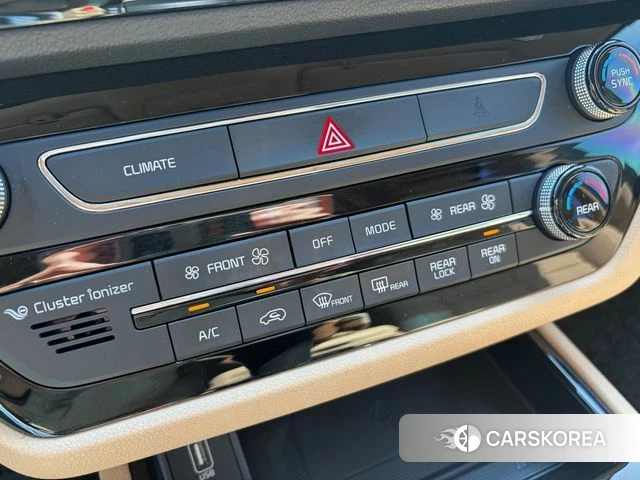 Kia The New Carnival id 4496782 из Кореи 8