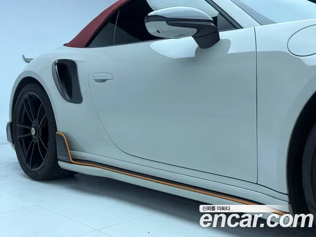 Porsche 911(992) id 2910279 из Кореи 8