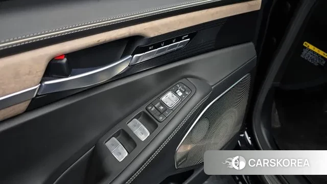 Genesis G90 id 3582255 из Кореи 8