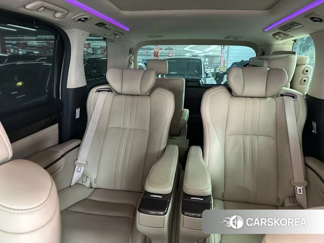 Toyota Elfa id 4257621 из Китая 8