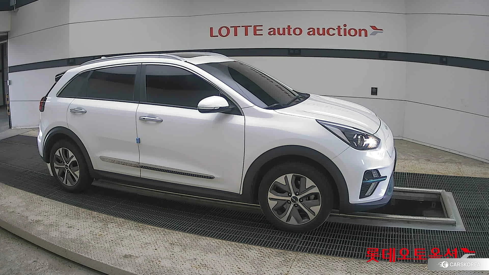 Kia Niro EV id 4289561 из Кореи 8
