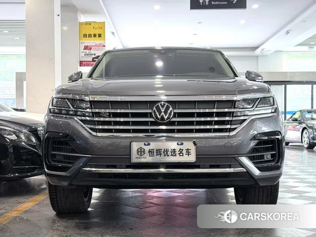 Volkswagen Touareg id 4209214 из Китая 8