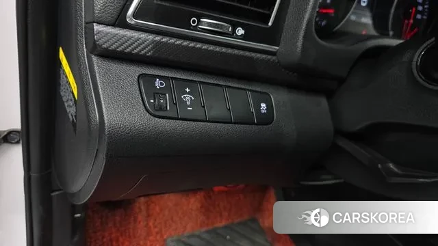 Hyundai Avante AD id 3754645 из Кореи 8