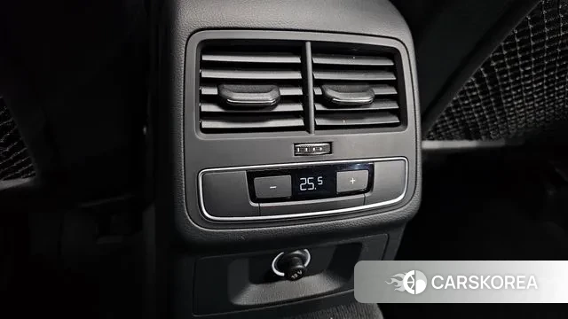 Audi A4 (B9) id 3454616 из Кореи 8