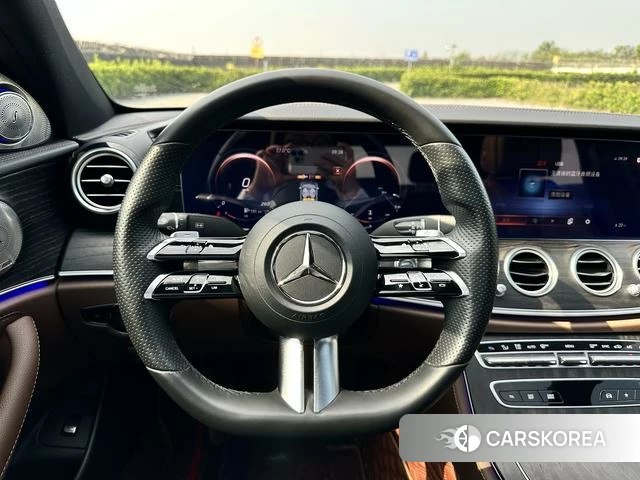 Mercedes-Benz E-class id 4277697 из Китая 8