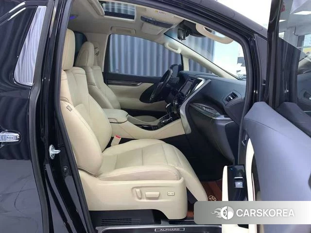 Toyota Elfa id 3882357 из Китая 8