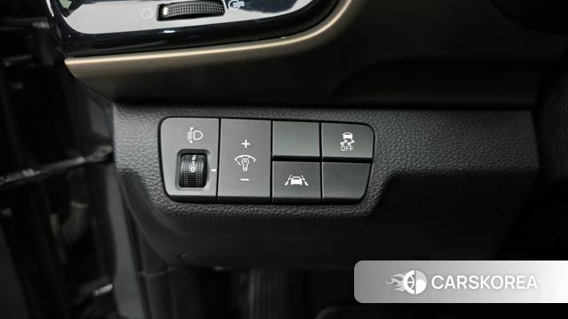 Kia Stonic id 3867486 из Кореи 8