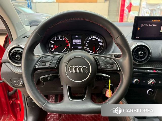 Audi Q2L id 3907879 из Китая 8