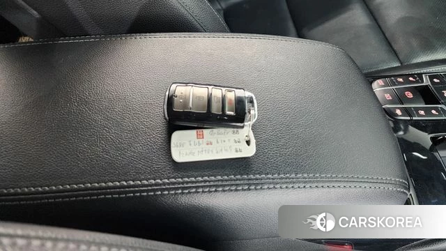 Kia Come New K7 id 4203614 из Кореи 8