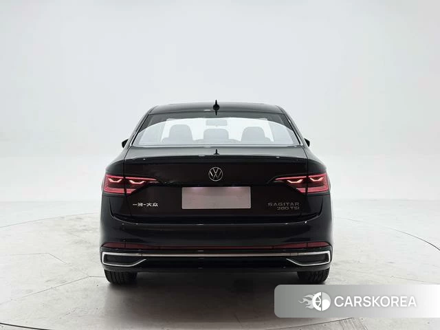 Volkswagen Sagitar id 4290820 из Китая 8