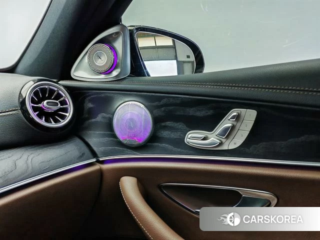 Mercedes-Benz E-class (imported) id 4300320 из Китая 8
