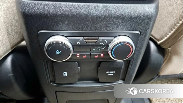 Ford Explorer 6th Generation id 4302946 из Кореи 8
