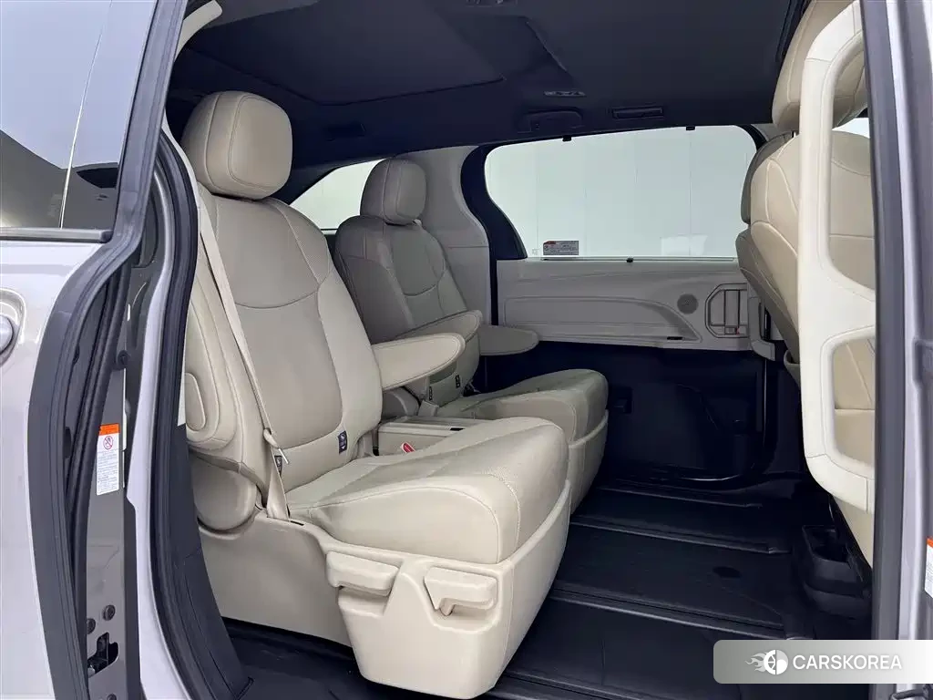 Toyota Granvia id 4553738 из Китая 8