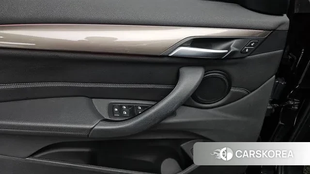 BMW X1 (F48) id 3551693 из Кореи 8