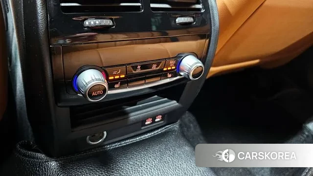 BMW 5 Series (G30) id 3535127 из Кореи 8