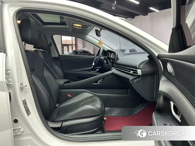 Hyundai Elantra id 4301373 из Китая 8