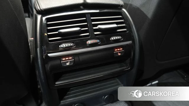 BMW 5 Series (G30) id 3937042 из Кореи 8