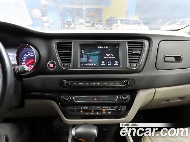 Kia The New Carnival id 2881557 из Кореи 8