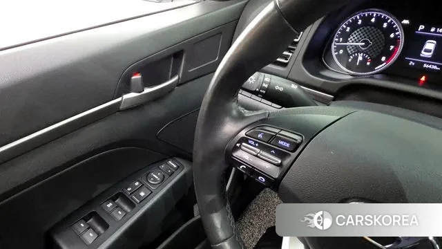 Hyundai The New Avante AD id 3552778 из Кореи 8