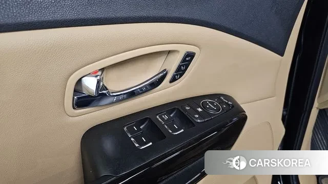 Kia The New Carnival id 2941256 из Кореи 8