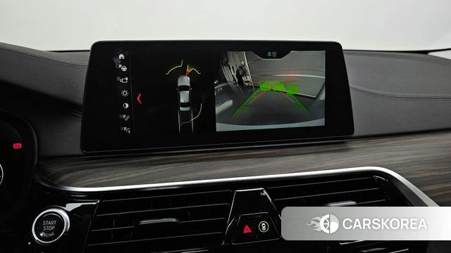 BMW 5 Series (G30) id 3861534 из Кореи 8