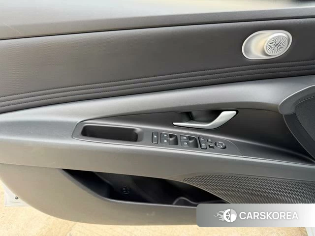 Hyundai Elantra id 4368144 из Китая 8
