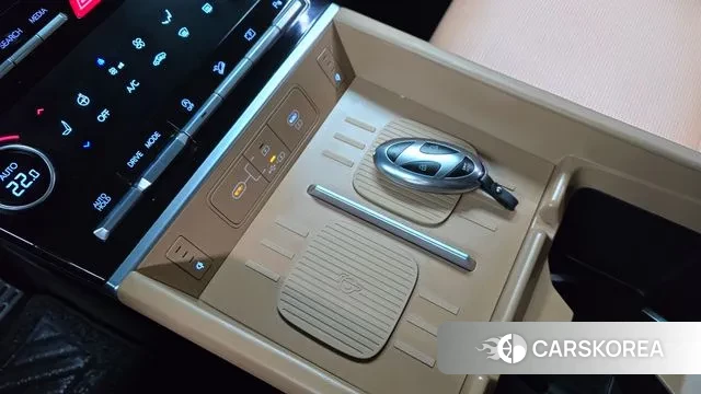 Hyundai Santa Fe (MX5) id 3457407 из Кореи 8