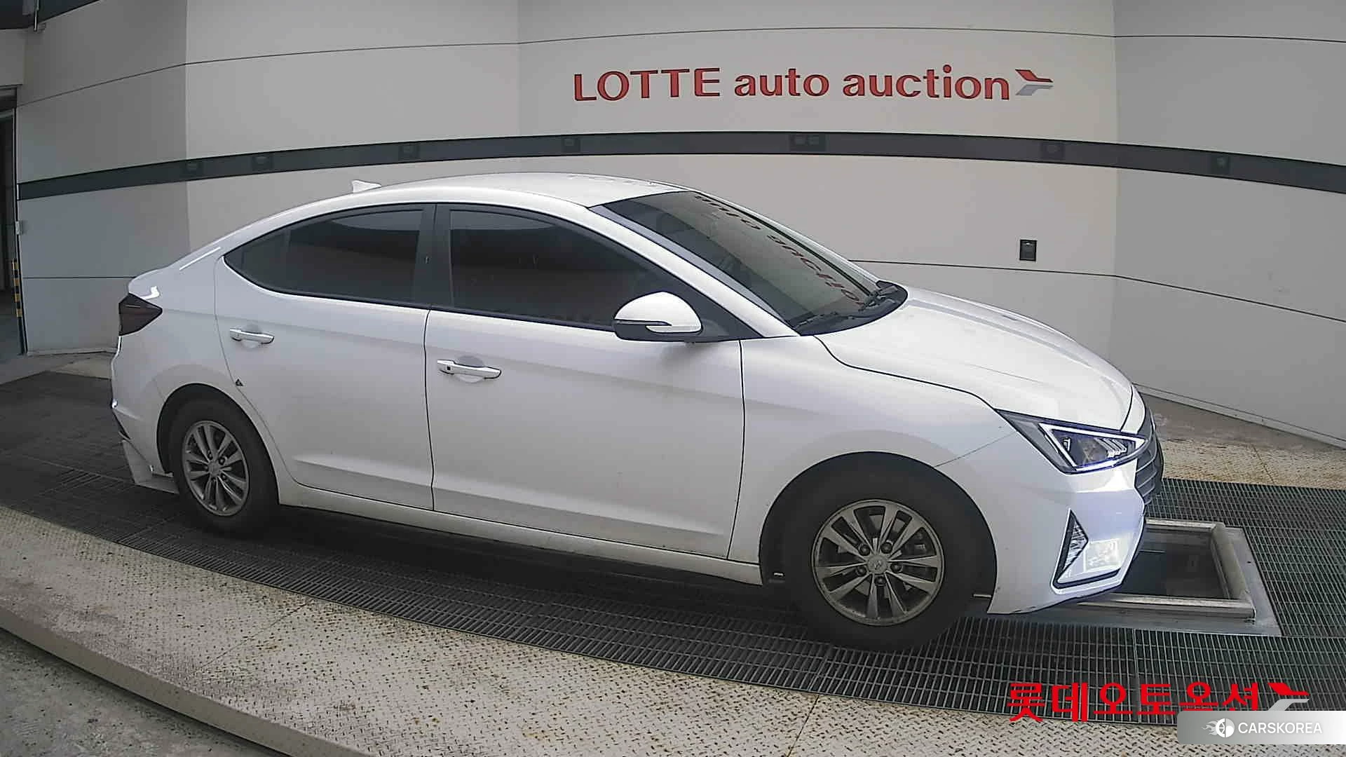 Hyundai Avante id 4674111 из Кореи 8