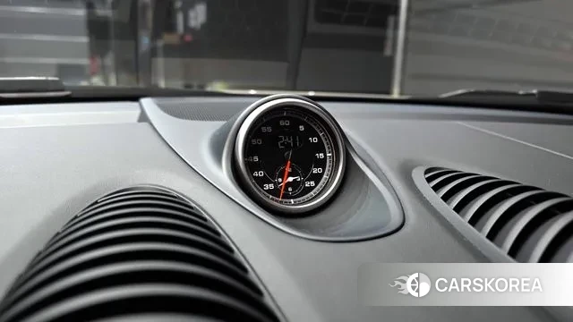 Porsche 718 Boxster id 3590728 из Кореи 8