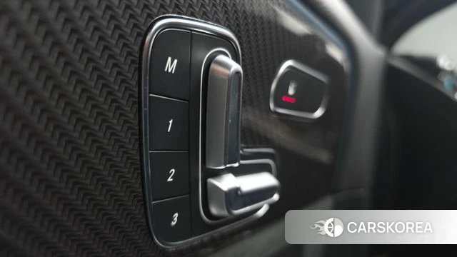 Mercedes-Benz GLA - Class H247 id 3811443 из Кореи 8