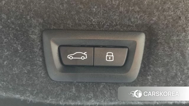 BMW 5 Series (G60) id 4665110 из Кореи 8