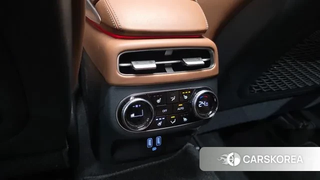 Genesis GV70 id 3401569 из Кореи 8