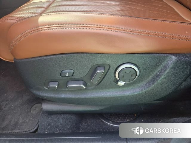 Genesis GV70 id 3833043 из Кореи 8