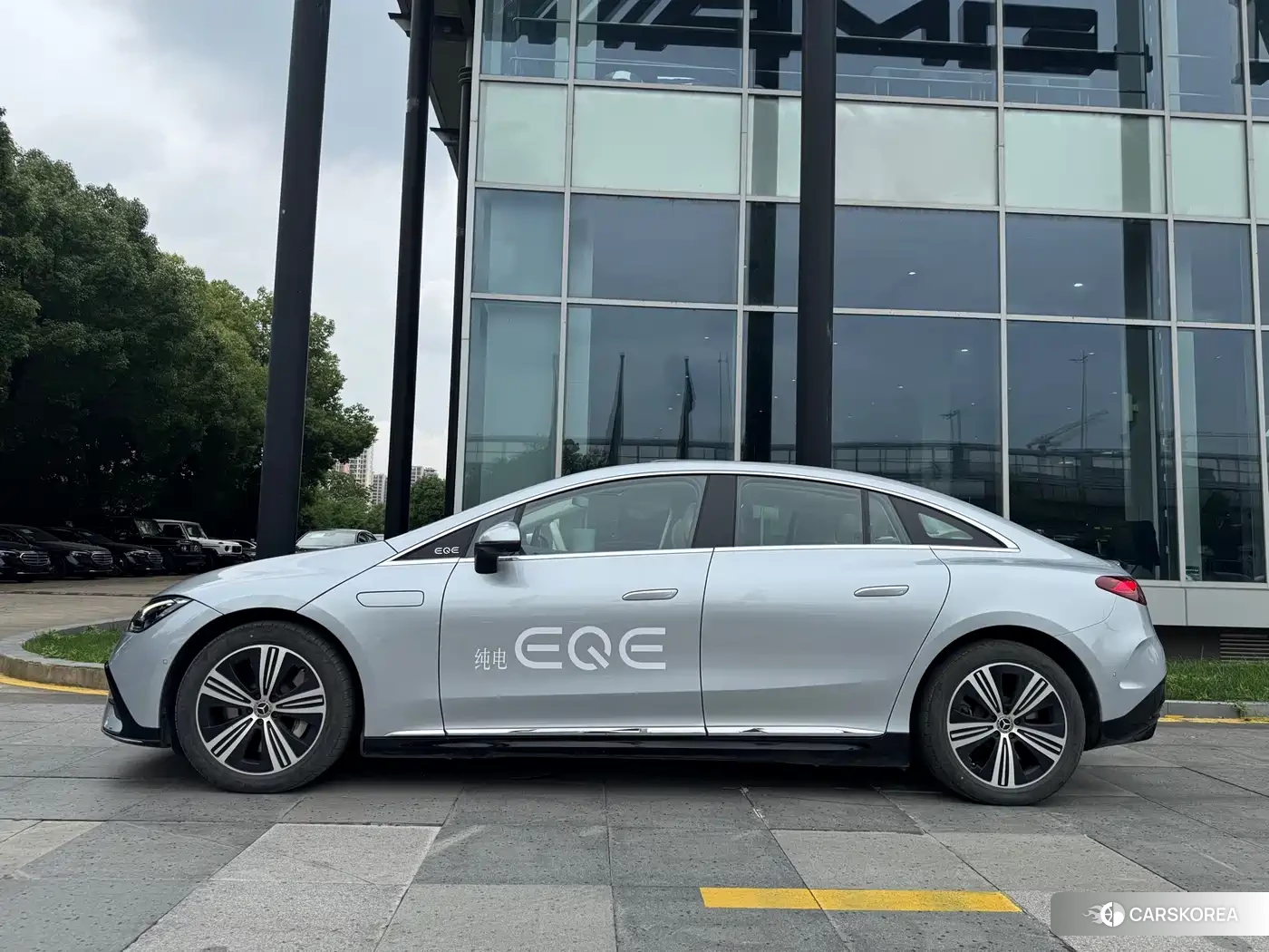 Mercedes-Benz EQE id 4565414 из Китая 8