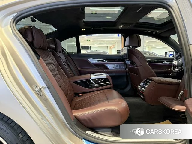 BMW 7 series id 4238484 из Китая 8