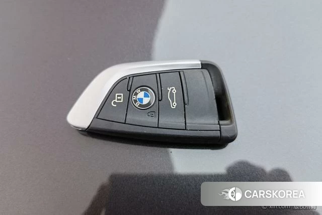 BMW X1 id 3908838 из Китая 8