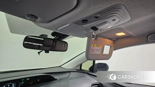 Toyota Prius 4th Generation id 3718198 из Кореи 8