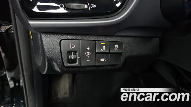 Kia Stonic id 2558746 из Кореи 8