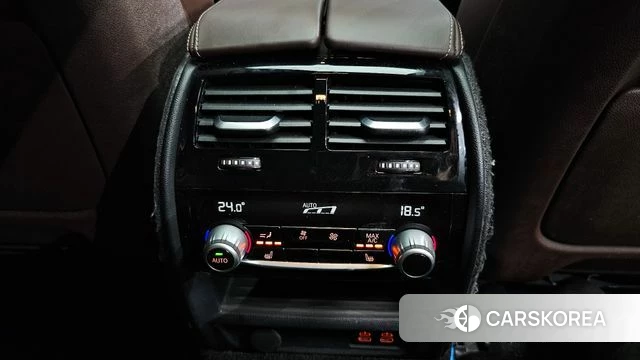 BMW 5 Series (G30) id 4604687 из Кореи 8
