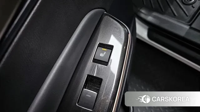 Toyota Crown Crossover id 3580710 из Кореи 8