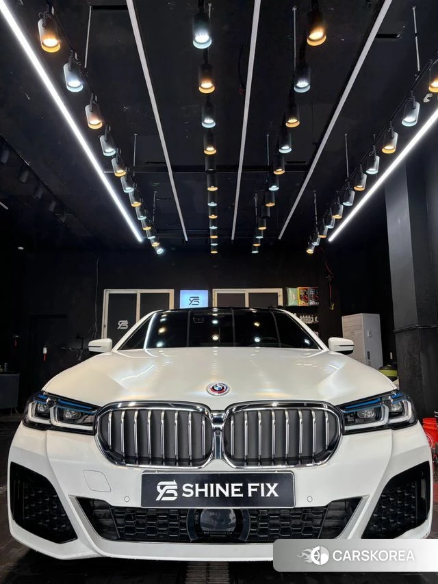 BMW 5 Series (G30) id 3851865 из Кореи 8