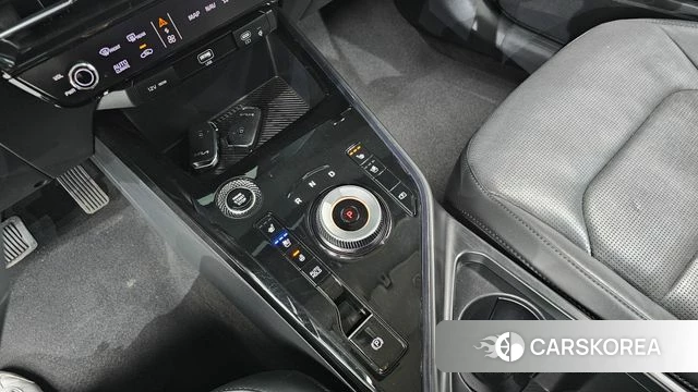 Kia Di Ol Nu Niro id 4433008 из Кореи 8