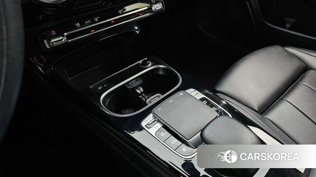Mercedes-Benz A-Class W177 id 4632324 из Кореи 8