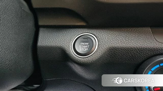 Kia Stonic id 4873509 из Кореи 8
