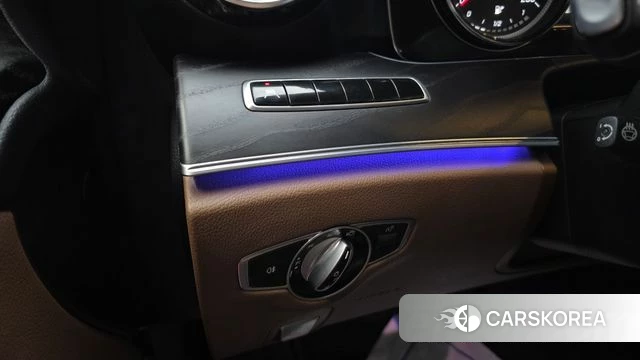 Mercedes-Benz E-Class W213 id 4586994 из Кореи 8