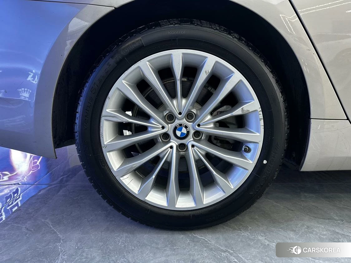 BMW 5 series id 4420295 из Китая 8